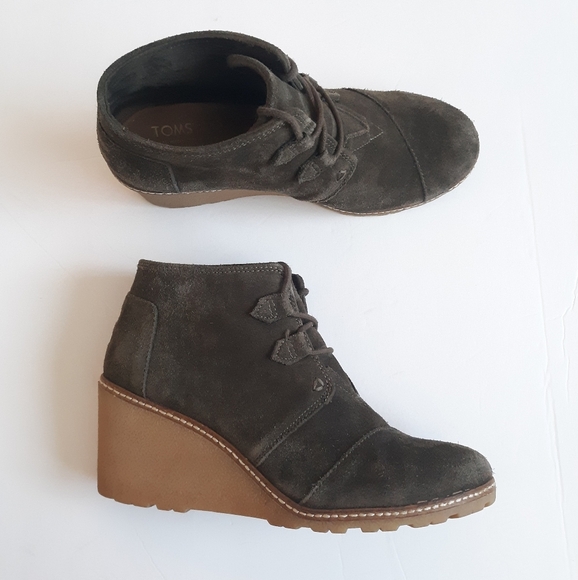 Toms Desert Wedge Olive Suede Booties size 8.5 - Picture 2 of 8